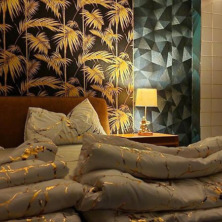 Darkwolf House Apartment Мерзебург Екстериор снимка